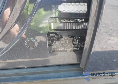 2021 Kia Sportage Ex z USA, uszkodzony, nr VIN KNDPNCAC3M7899606